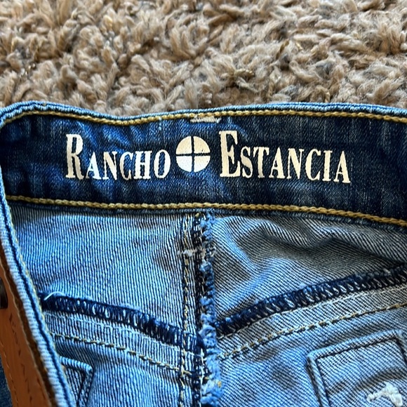 Sz 32 Jean shorts- bought at runnings - Picture 4 of 4